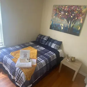 Homestay Cozy Star: Airport Proximity, Newark