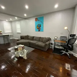 Holiday home Luxury 3br/newark Penn,wifi,free Parking, Newark